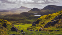 Landschaftsansicht der Quiraing-Berge auf der Isle of Skye, Schottisches Hochland